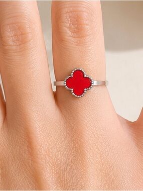 Sterling silver red clover ring size 7